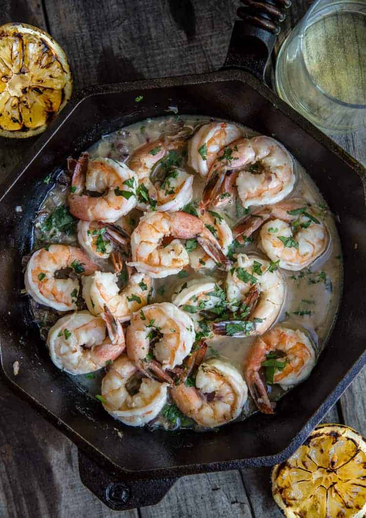 https://www.vindulge.com/wp-content/uploads/2017/08/Grilled-Garlic-Shrimp-with-White-Wine-and-Butter-Sauce.jpg