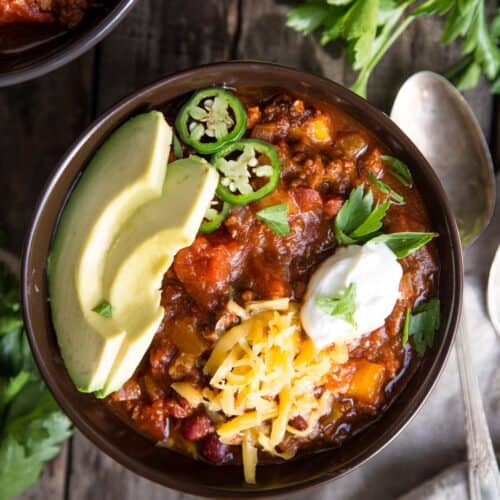 Ground Beef Chili Recipe with Chipotle Peppers - Vindulge