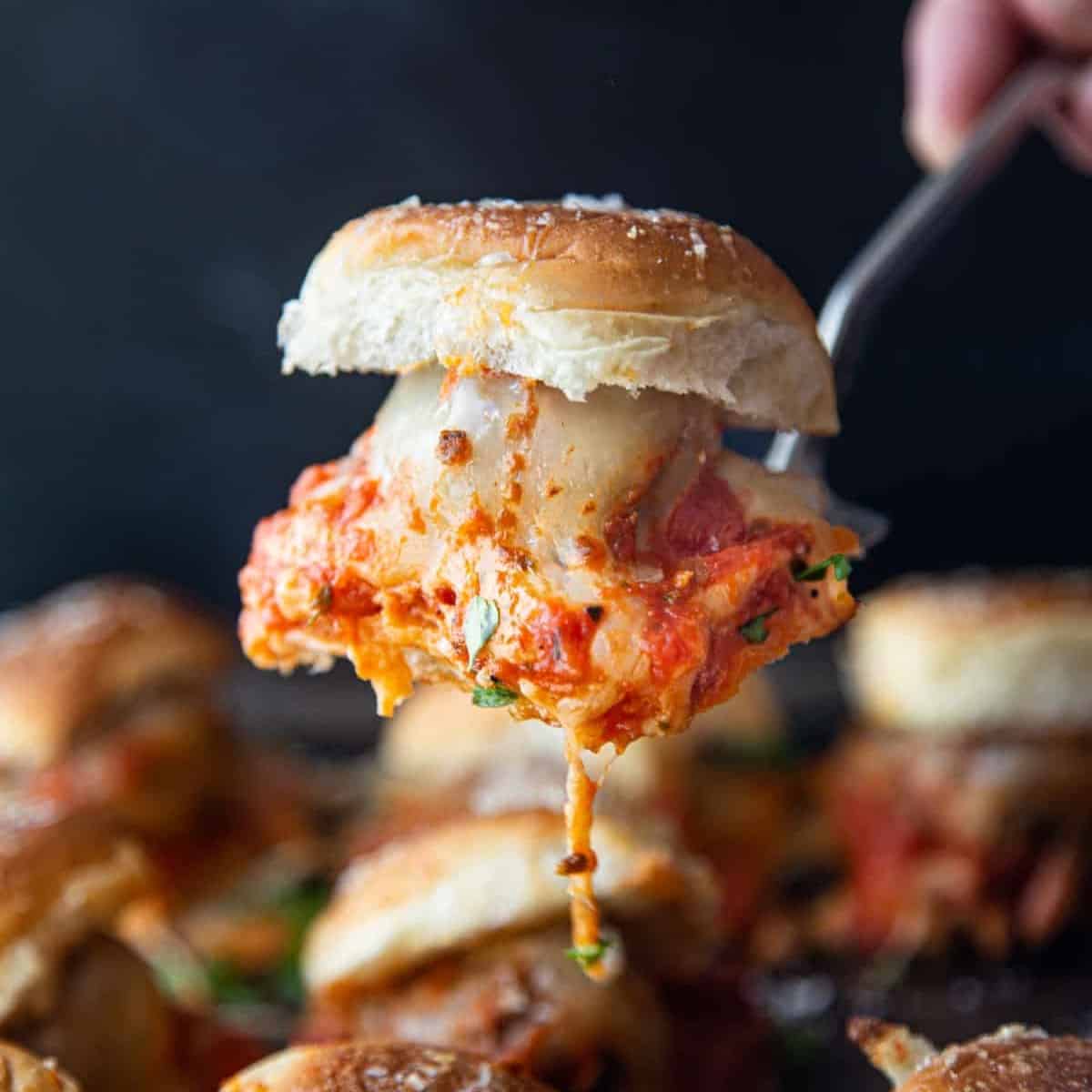 https://www.vindulge.com/wp-content/uploads/2020/08/Easy-Grilled-Meatball-Sliders-sq.jpg