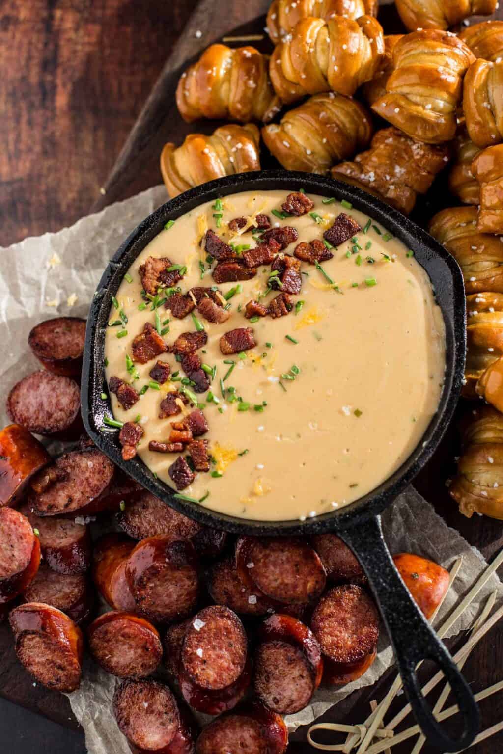 Beer Cheese Dip With Bacon - Vindulge