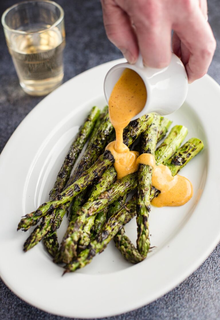 Grilled Asparagus with BBQ Hollandaise Sauce - Vindulge