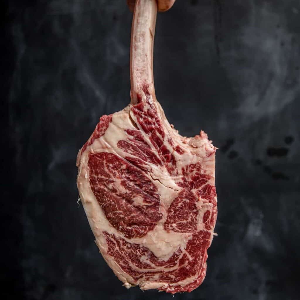 Perfectly Grilled Tomahawk Steak Recipe - Vindulge