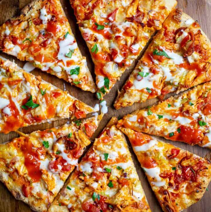 Smoked Buffalo Chicken Pizza Recipe - Vindulge