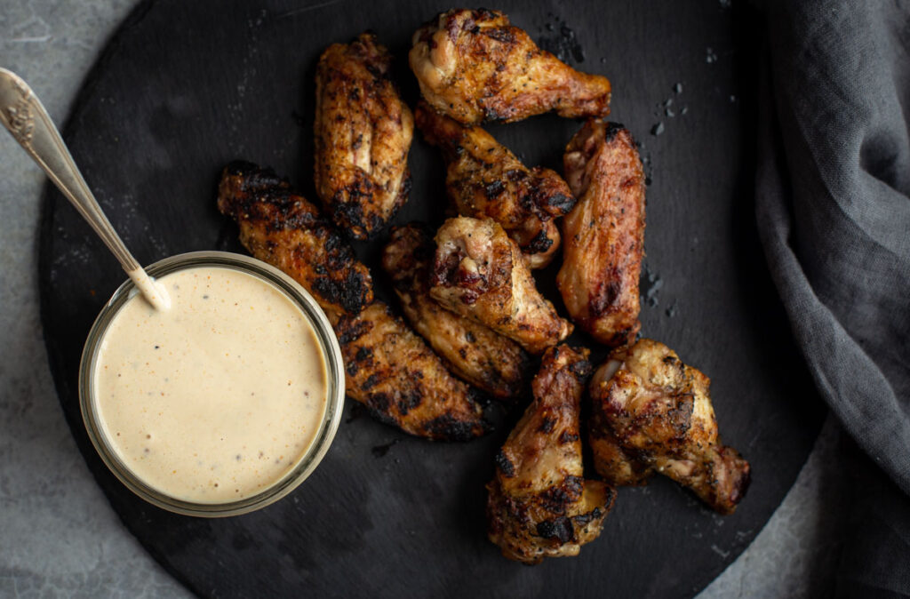 Alabama White BBQ Sauce Recipe (White BBQ Sauce) Vindulge