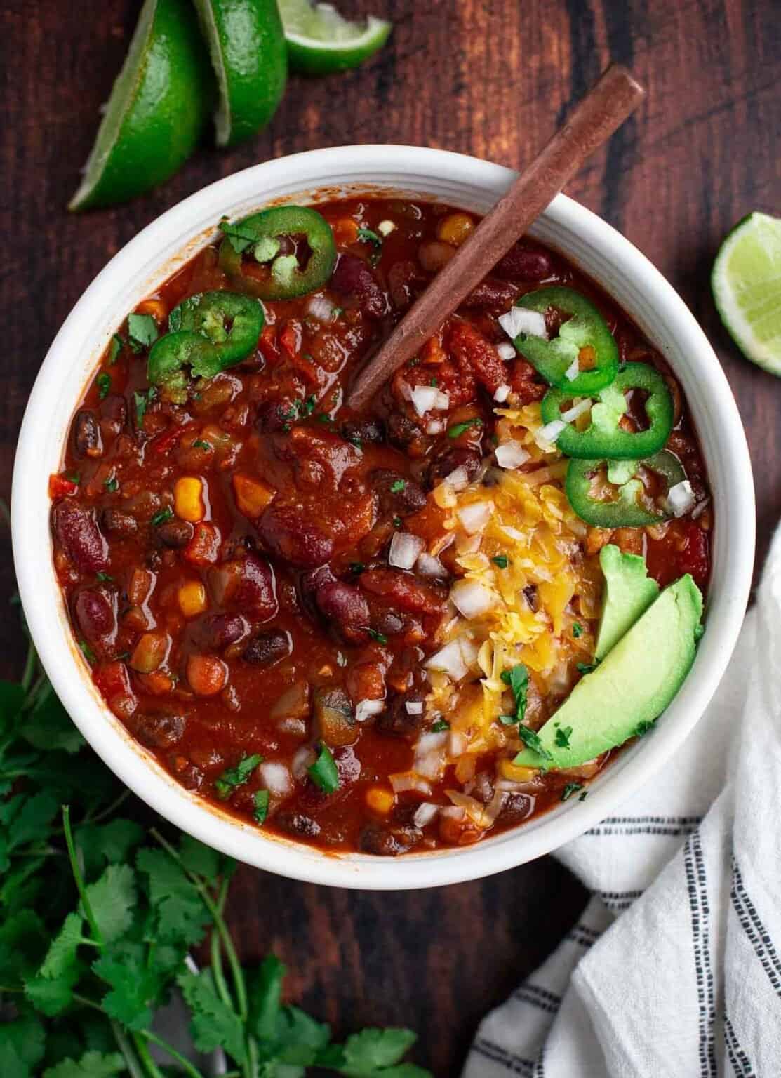 The Ultimate Vegetarian Chili Recipe Vindulge