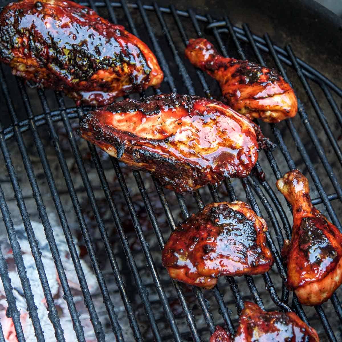 Blackberry BBQ Sauce Recipe With Grilled Chicken - Vindulge