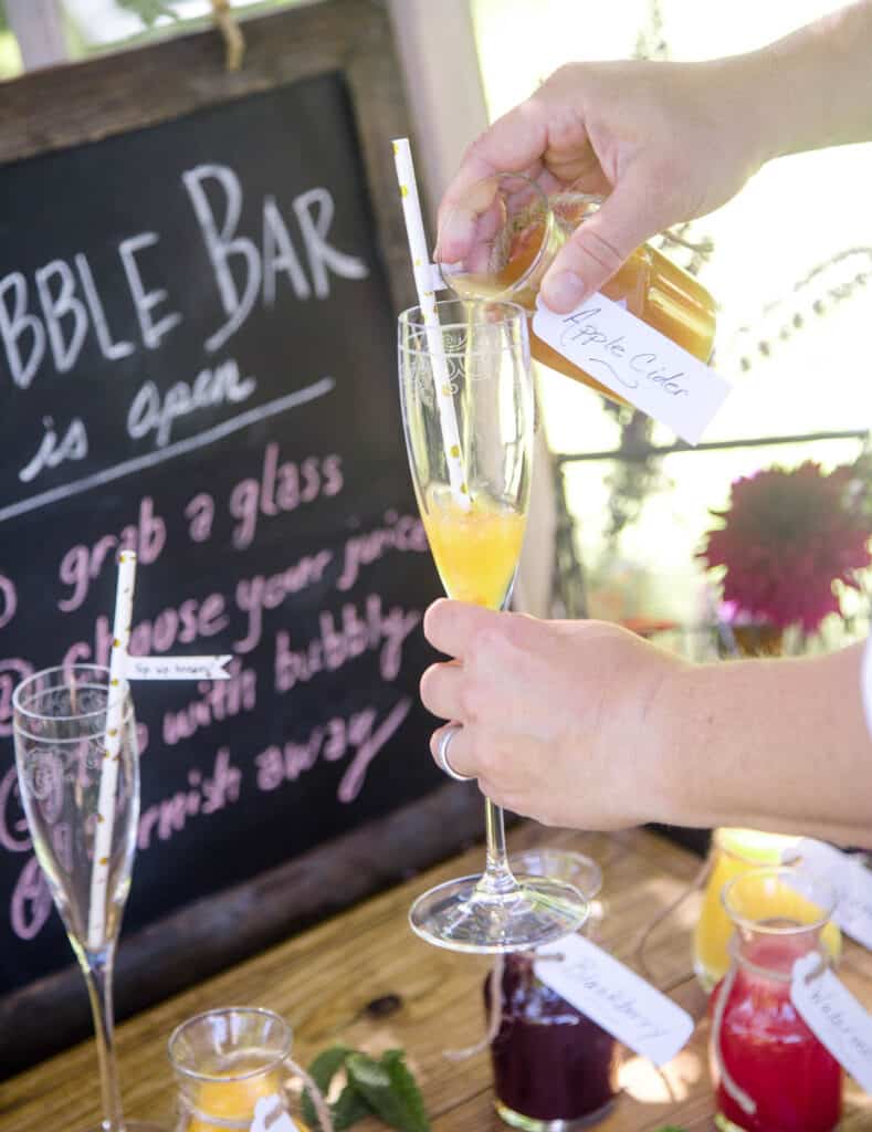 HOW TO SET UP A GORGEOUS MIMOSA BAR • The Finer Things