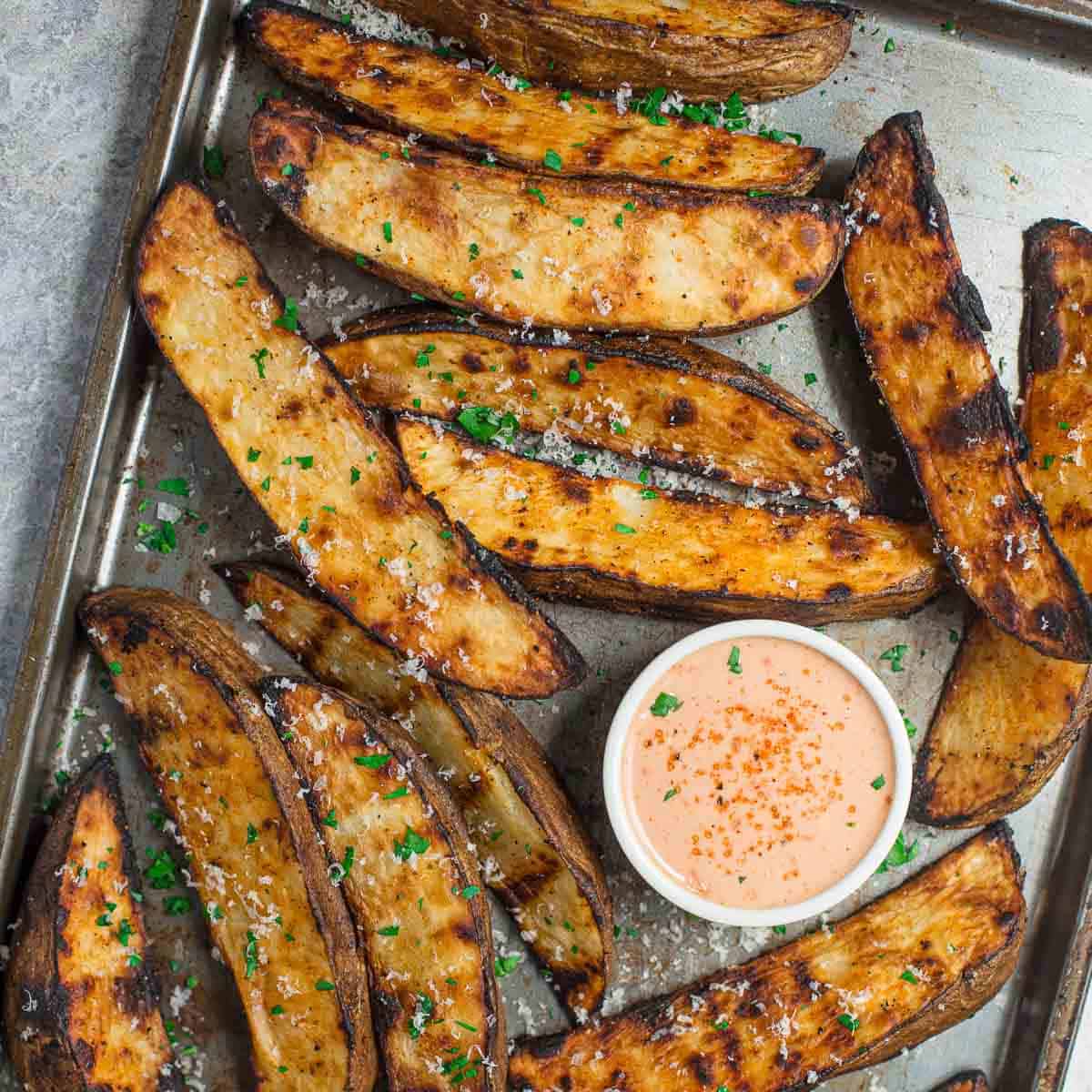 Crispy Grilled Potato Wedges (with Fry Sauce)