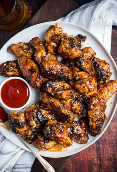 Honey Bourbon Grilled Chicken Wings - Vindulge