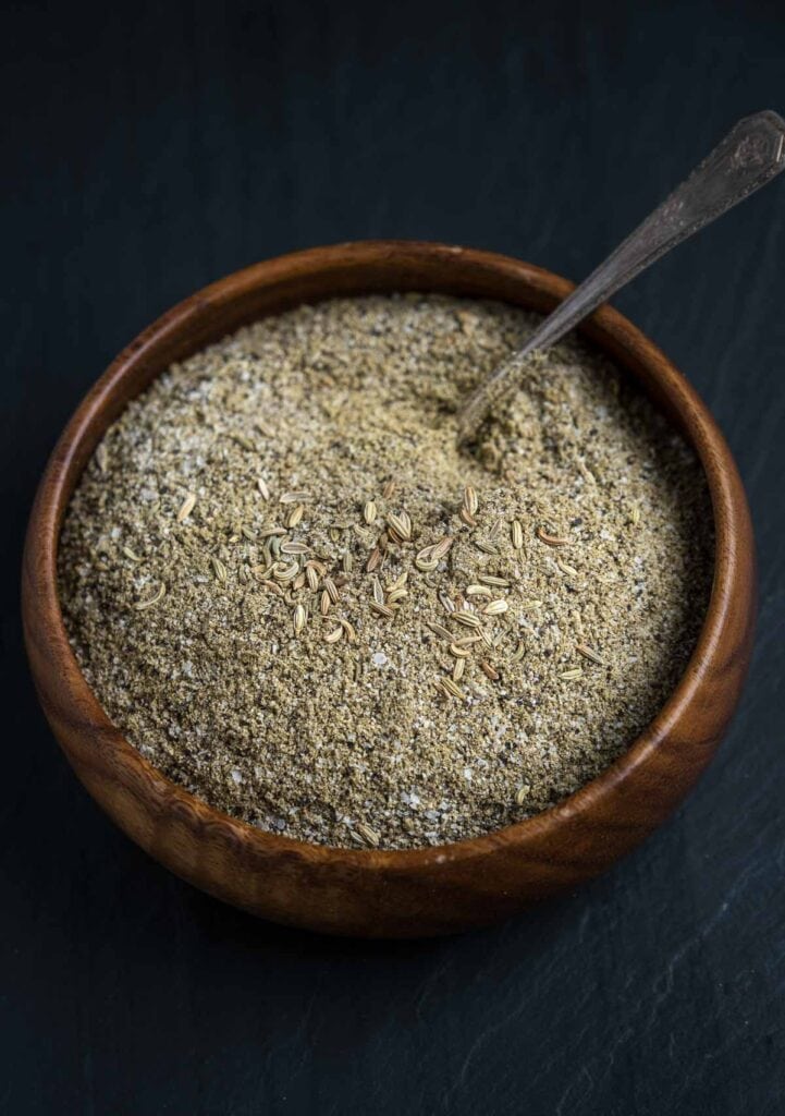 Easy Homemade Turkey Seasoning - Smoked Turkey Rub Recipe - Vindulge